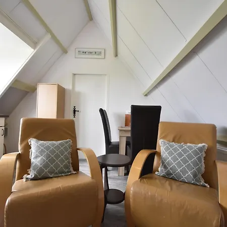 דירה In For 2 Guest