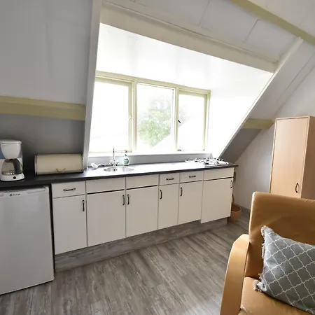 In For 2 Guest Hippolytushoef